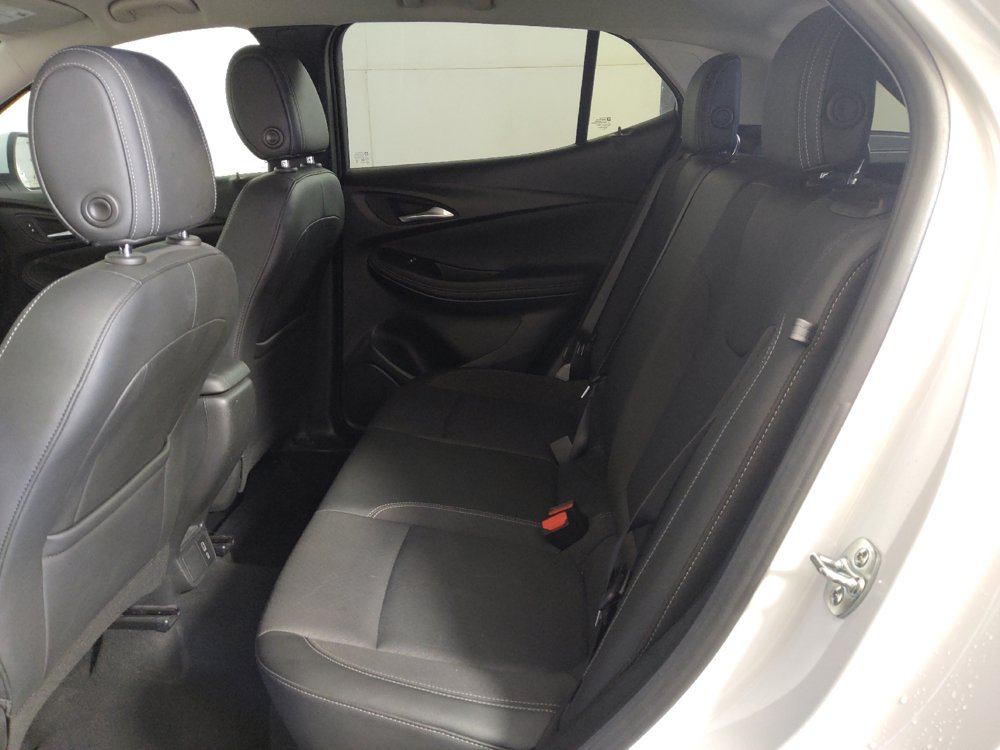 Used 2025 Buick Encore GX Preferred AWD/4WD image 18