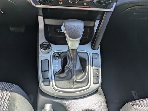Used 2023 Kia Seltos LX AWD/4WD image 27