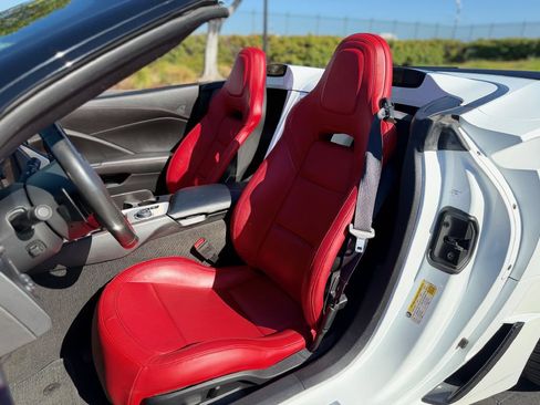Used 2016 Chevrolet Corvette Z06 RWD image 14