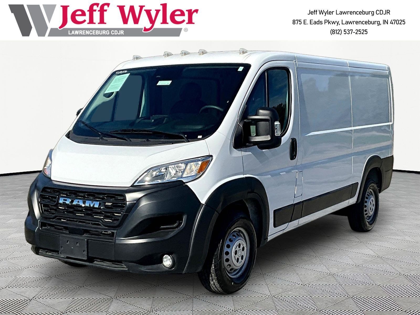 Used 2025 RAM ProMaster 2500 w/ Convenience Group FWD image 1