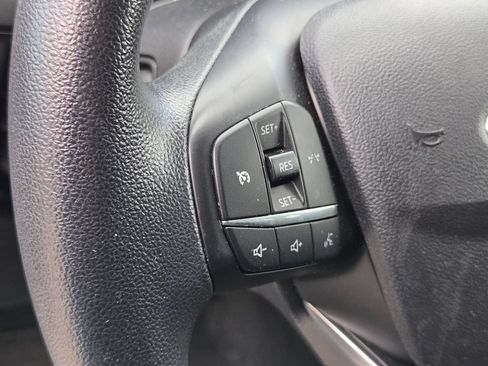 Used 2025 Ford Escape Active AWD/4WD image 17