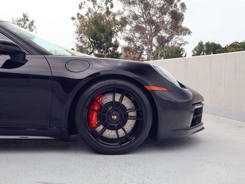 Certified 2024 Porsche 911 Carrera GTS RWD image 12