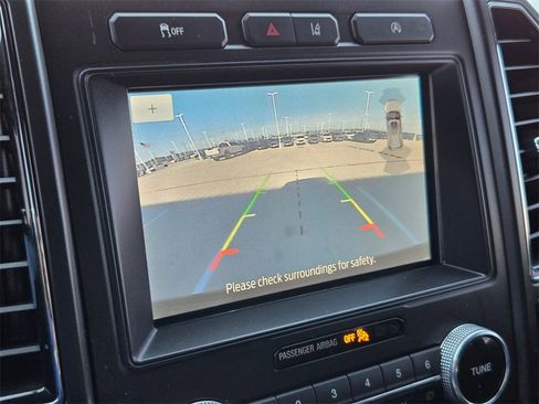 Used 2021 Ford Expedition Limited image 35