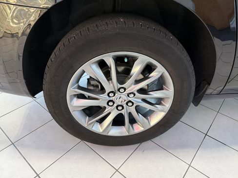 Used 2023 Buick Enclave Avenir w/ Avenir Technology Package image 42