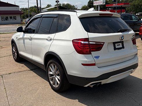 Used 2016 BMW X3 xDrive28i AWD/4WD image 3