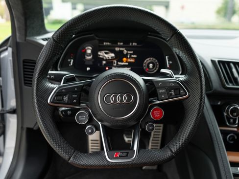 Used 2022 Audi R8 V10 performance image 10