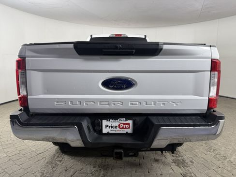 Used 2019 Ford F250 XLT AWD/4WD image 7