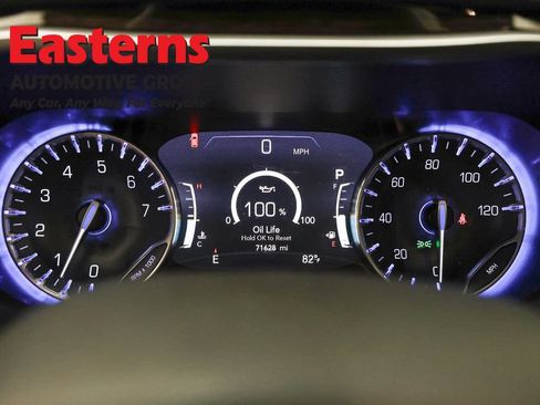 Used 2023 Chrysler Pacifica Limited FWD image 18