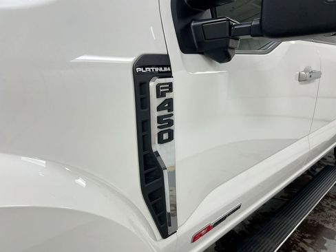Used 2023 Ford F450 Platinum w/ FX4 Off-Road Package AWD/4WD image 22