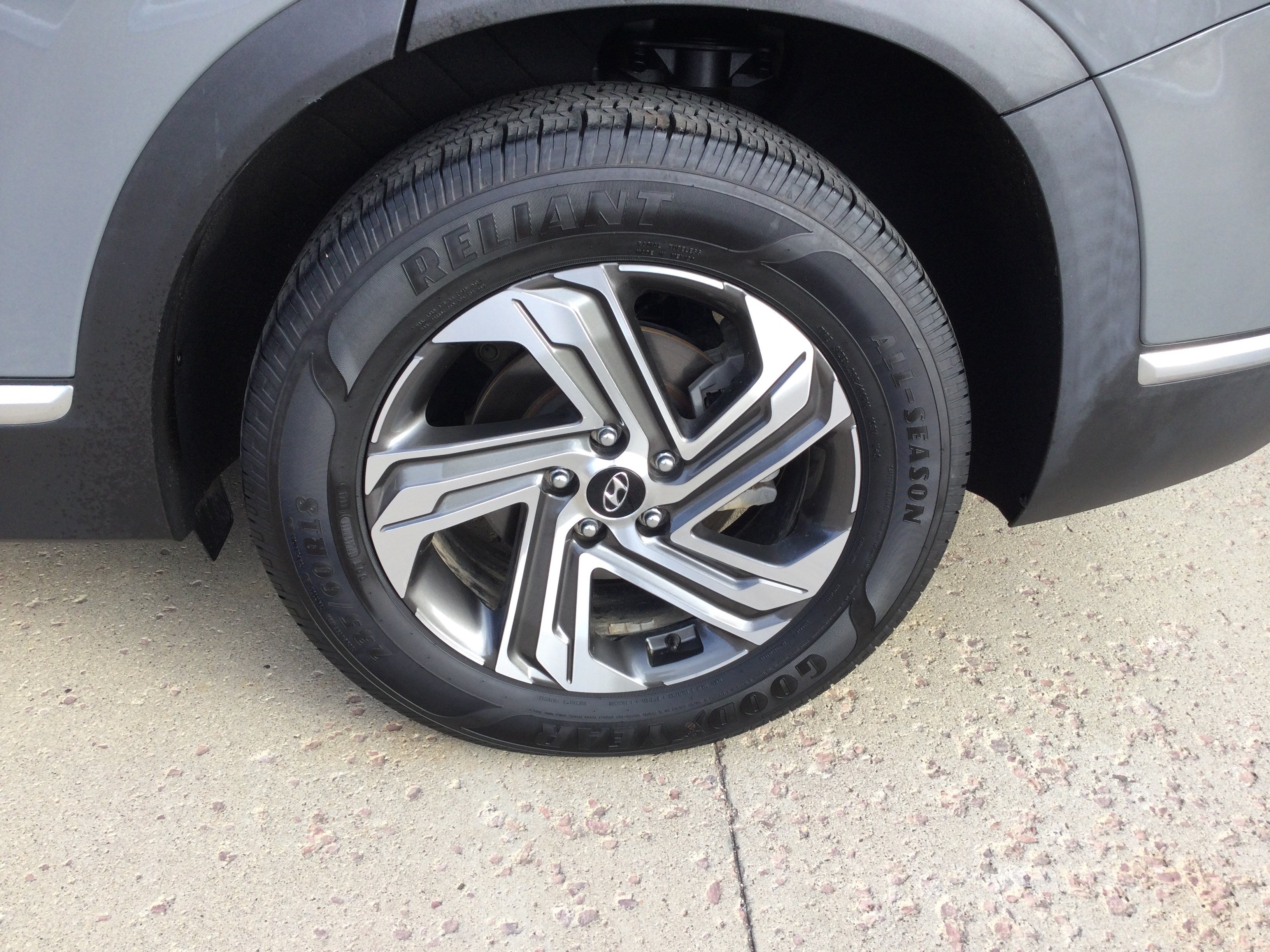 Used 2022 Hyundai Santa Fe SEL FWD image 5