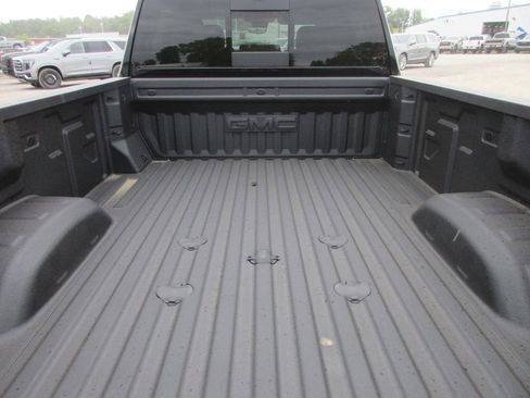 New 2026 GMC Sierra 3500 Denali w/ Denali Reserve Package AWD/4WD image 7
