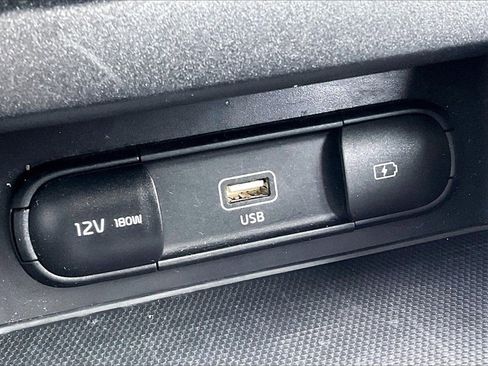 Certified 2024 Kia Forte LXS image 32