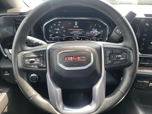 Used 2025 GMC Sierra 3500 SLE w/ SLE Convenience Package AWD/4WD image 8