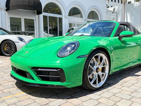Used 2021 Porsche 911 Targa 4 AWD/4WD image 3