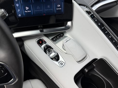 Used 2025 Chevrolet Corvette Stingray Preferred Cpe w/ Z51 Performance Package image 24