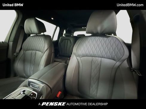 New 2026 BMW X7 xDrive40i w/ M Sport Package AWD/4WD image 5