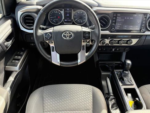 Used 2023 Toyota Tacoma SR5 w/ Technology Package image 4