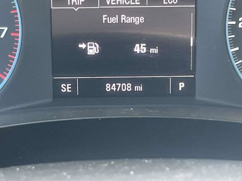 Used 2020 Chevrolet Traverse LS FWD image 23