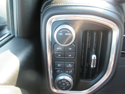 Certified 2021 GMC Sierra 1500 SLT w/ SLT Premium Package AWD/4WD image 22