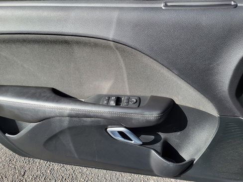 Used 2018 Dodge Challenger R/T w/ Blacktop Package image 7