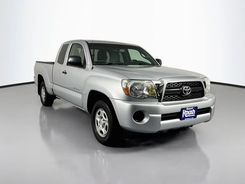 Used 2011 Toyota Tacoma 2WD Access Cab w/ SR5 Pkg #2 image 3