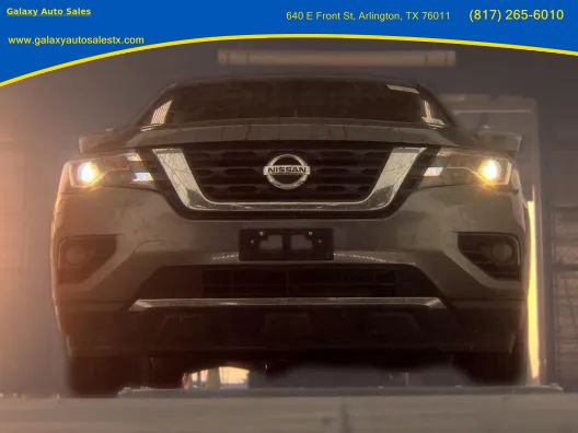 Used 2019 Nissan Pathfinder SL FWD image 3
