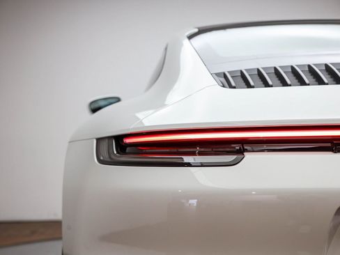 Used 2024 Porsche 911 Carrera S image 8