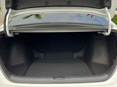Used 2024 Honda Accord EX image 28