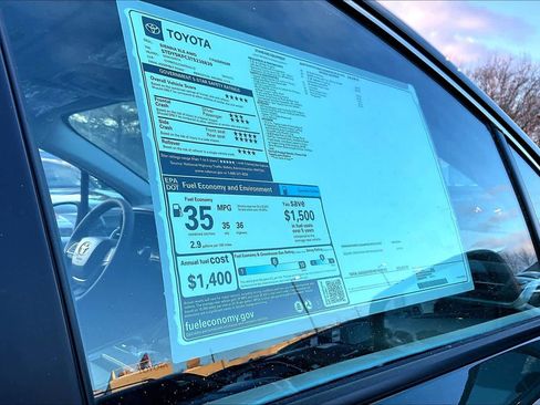 New 2026 Toyota Sienna XLE image 19