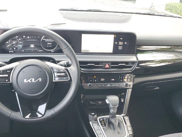 Certified 2024 Kia Seltos X-Line AWD/4WD image 14
