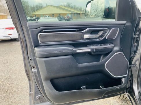 Used 2019 RAM 1500 Laramie image 27