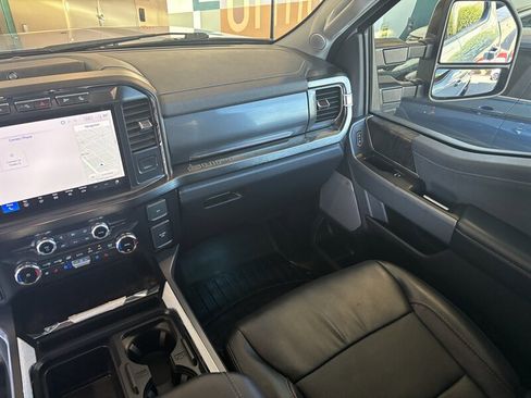 Used 2024 Ford F250 Lariat w/ Lariat Ultimate Package AWD/4WD image 33