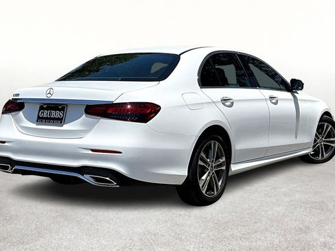 Used 2022 Mercedes-Benz E 350 Sedan image 2