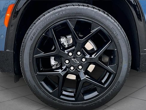 Used 2024 Chevrolet Traverse RS image 10