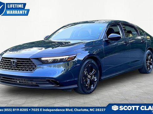 Used 2025 Honda Accord SE image 3