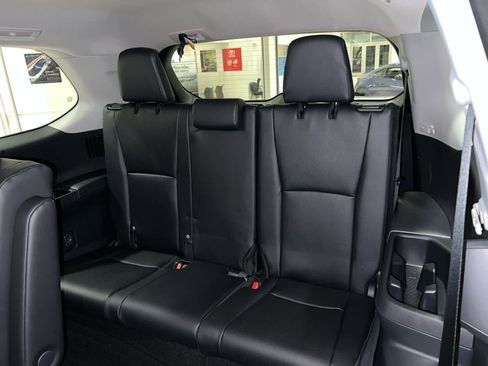 New 2026 Toyota Grand Highlander XLE AWD/4WD image 12