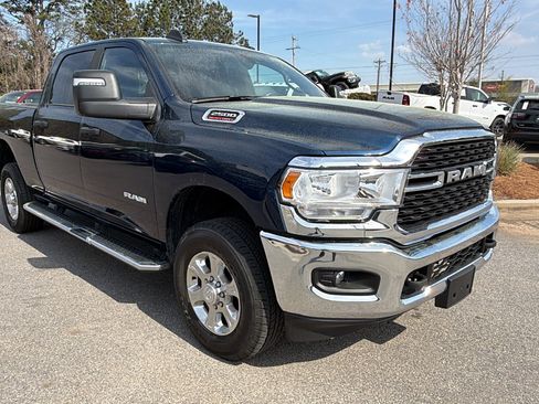 Used 2024 RAM 2500 Big Horn w/ Bed Utility Group image 5