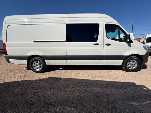 New 2026 Mercedes-Benz Sprinter 2500 image 9