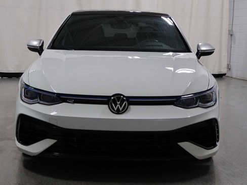 Used 2023 Volkswagen Golf R image 14