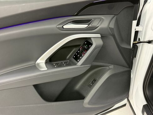 Certified 2025 Audi Q5 Premium image 14