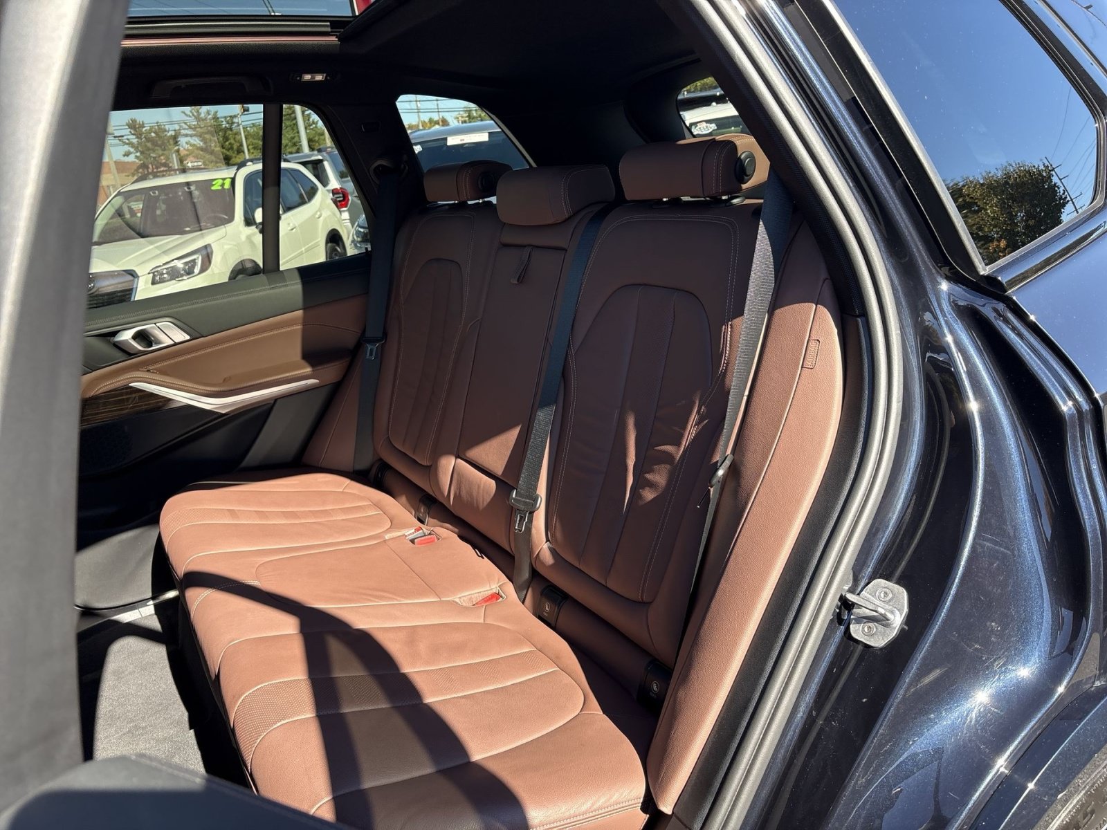 Used 2020 BMW X5 xDrive40i w/ M Sport Package AWD/4WD image 25