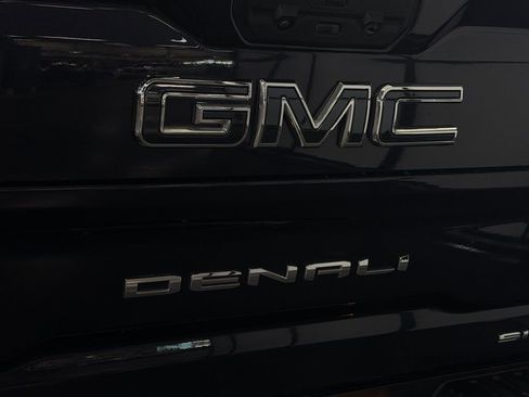 Used 2024 GMC Sierra 3500 Denali Ultimate w/ Snow Plow Prep/Camper Package image 22