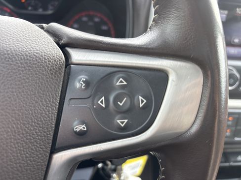 Used 2015 GMC Canyon SLT image 19