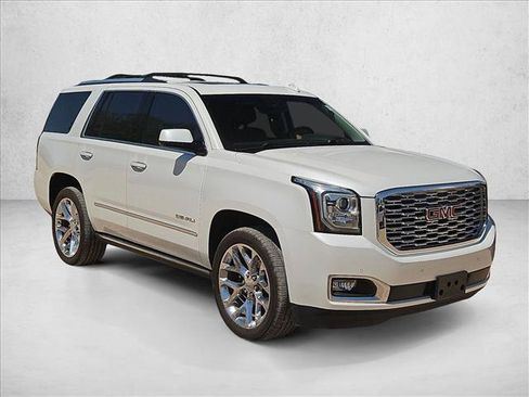Used 2018 GMC Yukon Denali w/ Open Road Package AWD/4WD image 3