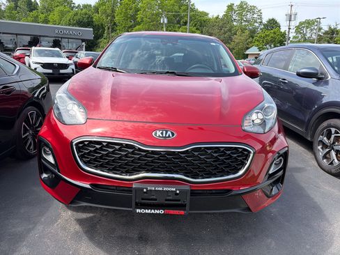 Used 2021 Kia Sportage LX AWD/4WD image 3