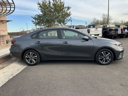 Certified 2024 Kia Forte LXS image 2