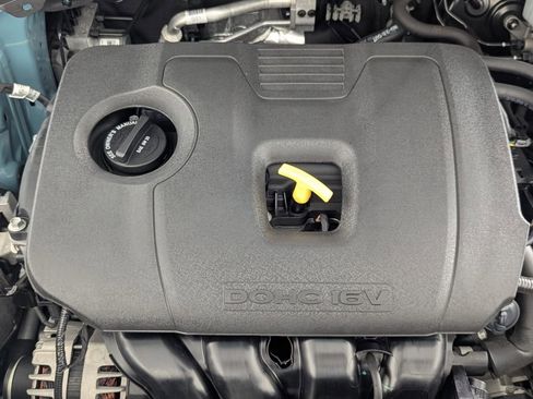 Used 2025 Kia Seltos EX FWD image 10