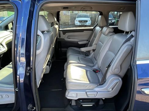 Used 2018 Honda Odyssey EX-L image 11