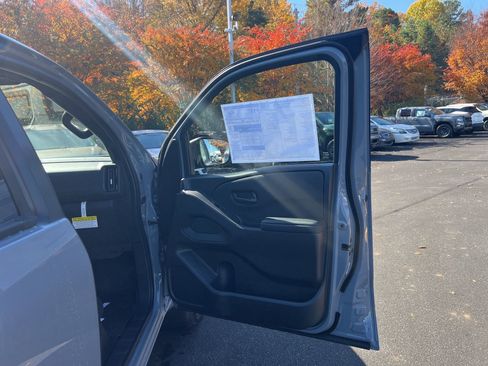 New 2026 Nissan Frontier SV image 15