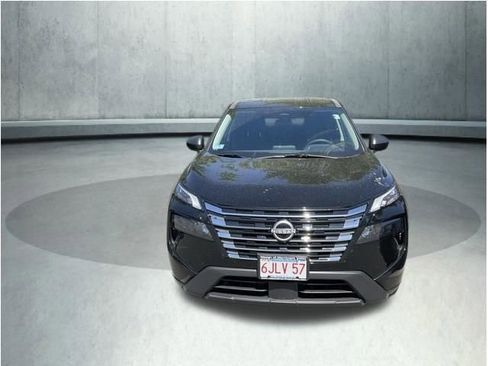 Used 2026 Nissan Rogue S AWD/4WD image 2